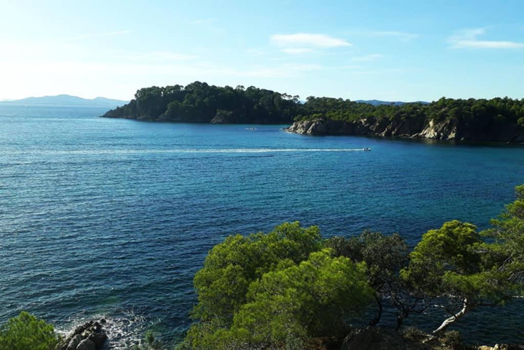 T2 Clim Parking, Entre Nature Et Plage Hyères Zewnętrze zdjęcie