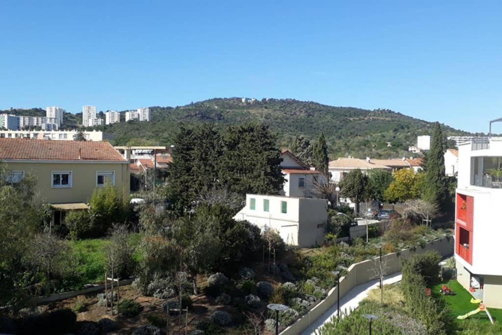 T2 Clim Parking, Entre Nature Et Plage Hyères Zewnętrze zdjęcie